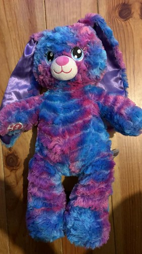Bunny tie dye - build, bear